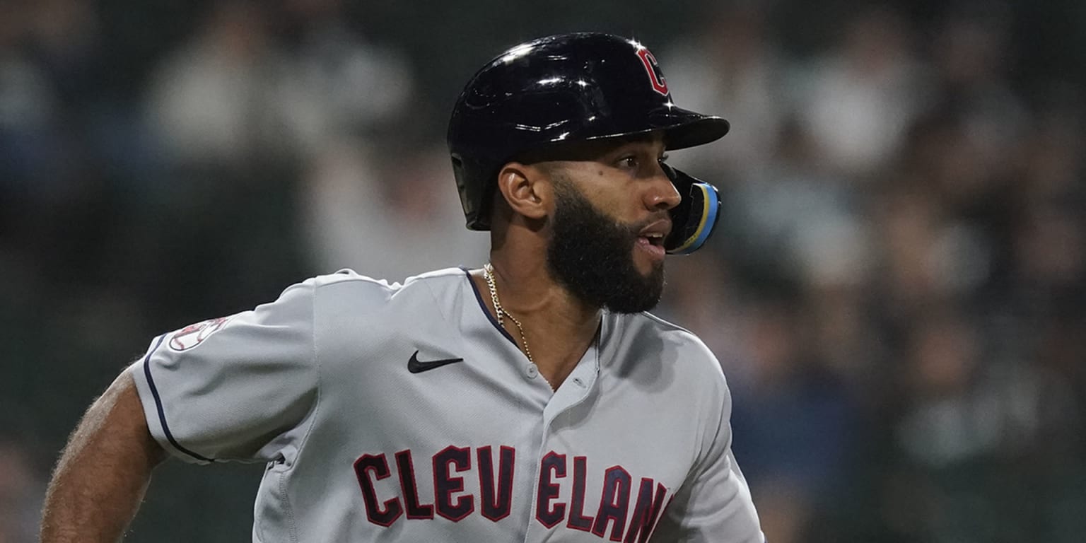 Amed Rosario moves to outfield