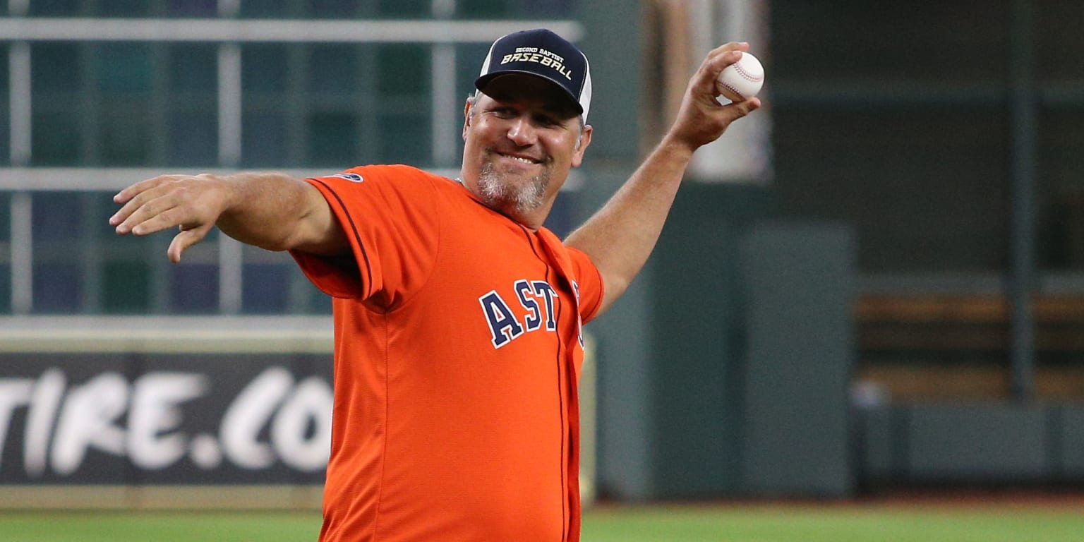 Lance Berkman first pitch ALCS Game 3