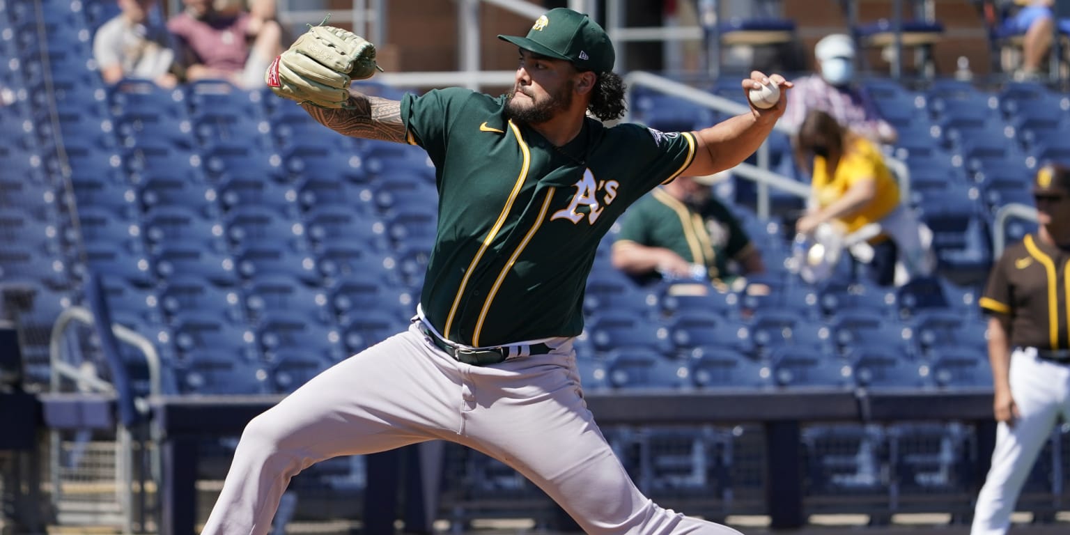 Sean Manaea battles nerves in spring debut