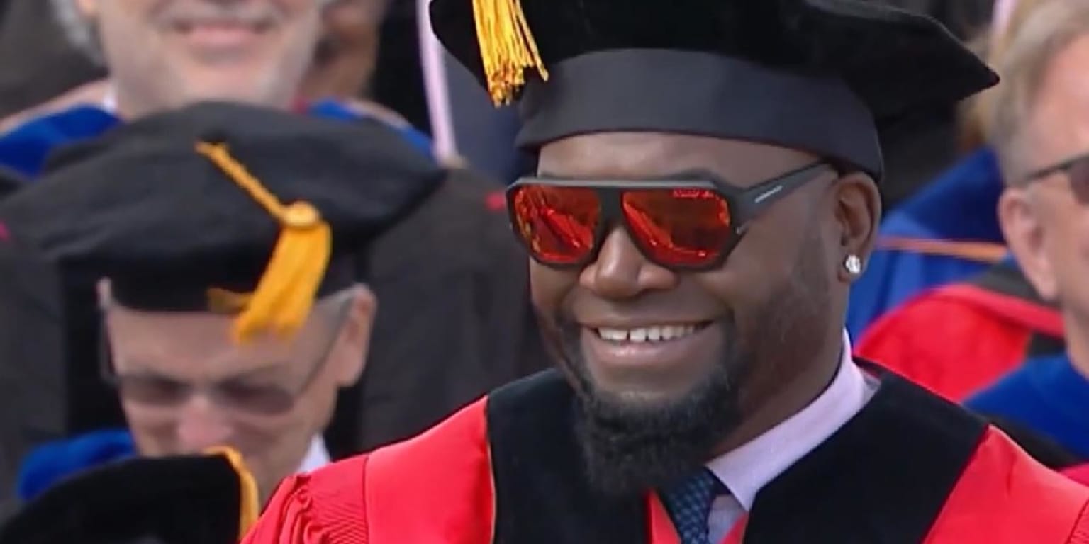 David Ortiz's university commencement fashion should inspire everyone ...