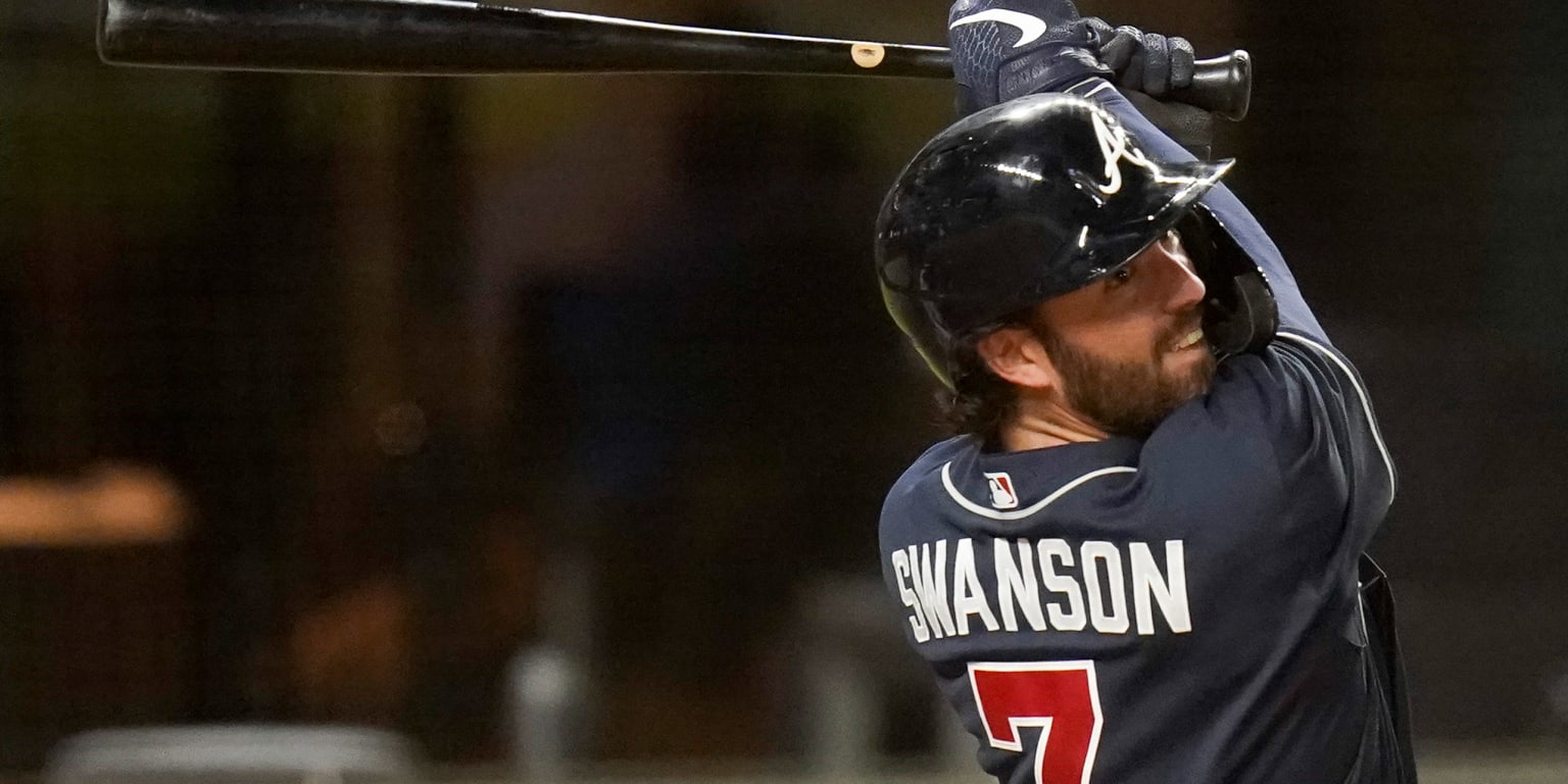 Swanson becomes 4th Braves player at arbitration hearing