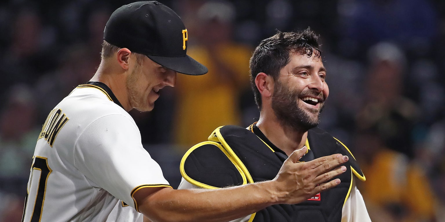 New York Yankees trade catcher Francisco Cervelli to Pittsburgh Pirates -  Sports Illustrated