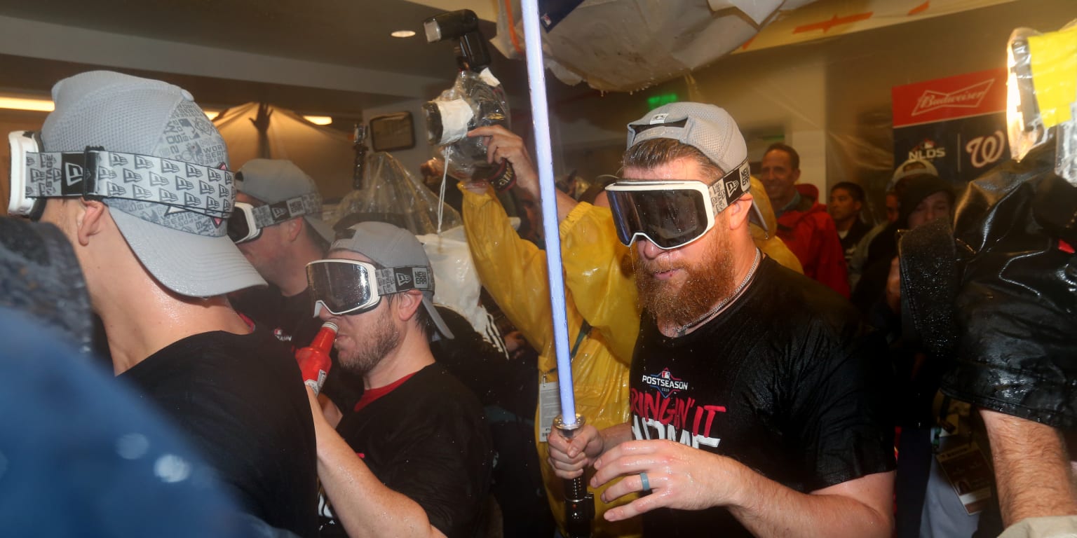 Washington Nationals pitcher Sean Doolittle celebrates their World Series  win with a lightsaber : r/StarWars