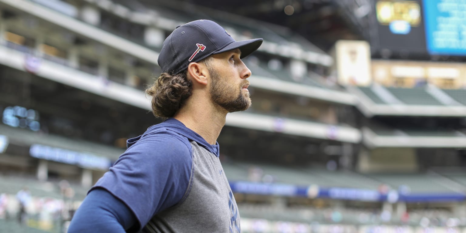 Charlie Culberson elects free agency again