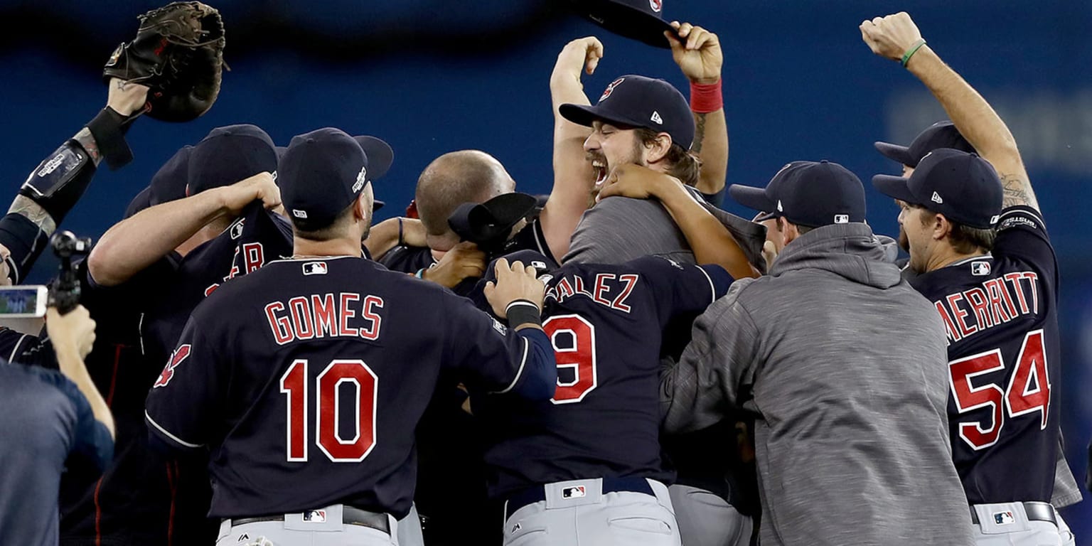 Gomes, Indians move up in playoff race, beat Twins