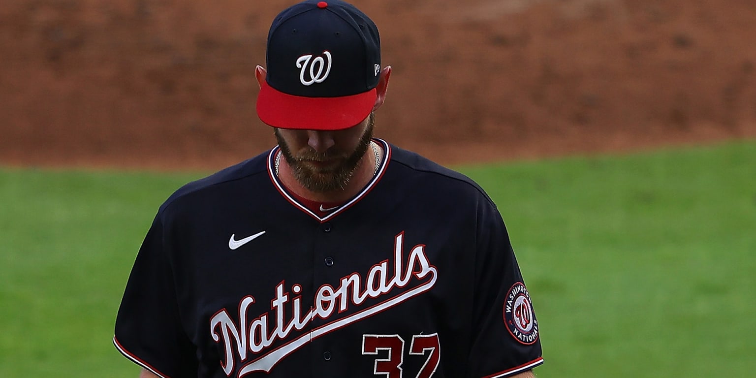 Nationals' Stephen Strasburg has carpal tunnel in hand, could need surgery  