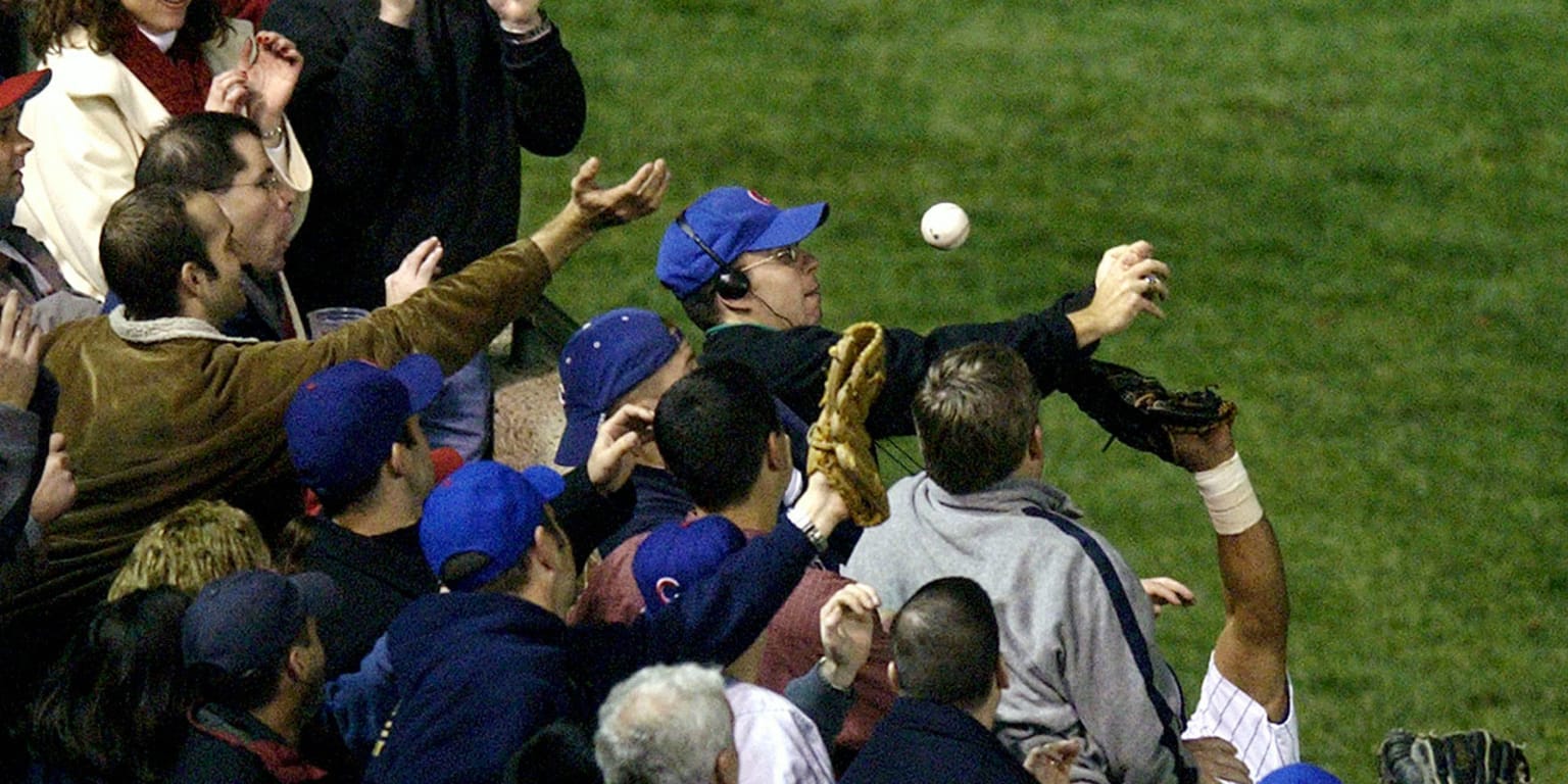 For Cubs and Steve Bartman, Anger Still Appears to Be in Play - The New  York Times