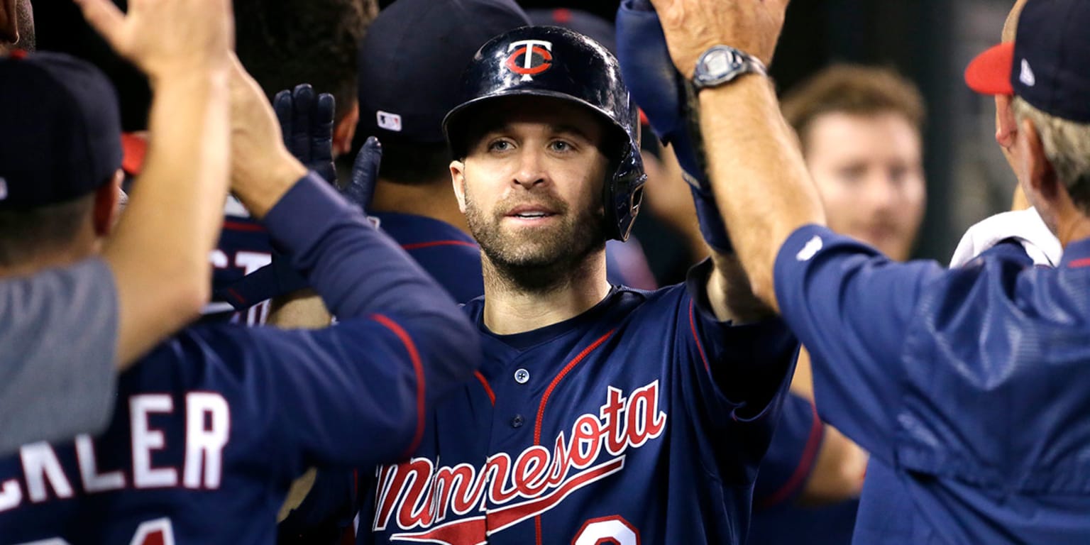 Twins Extend Brian Dozier - MLB Trade Rumors