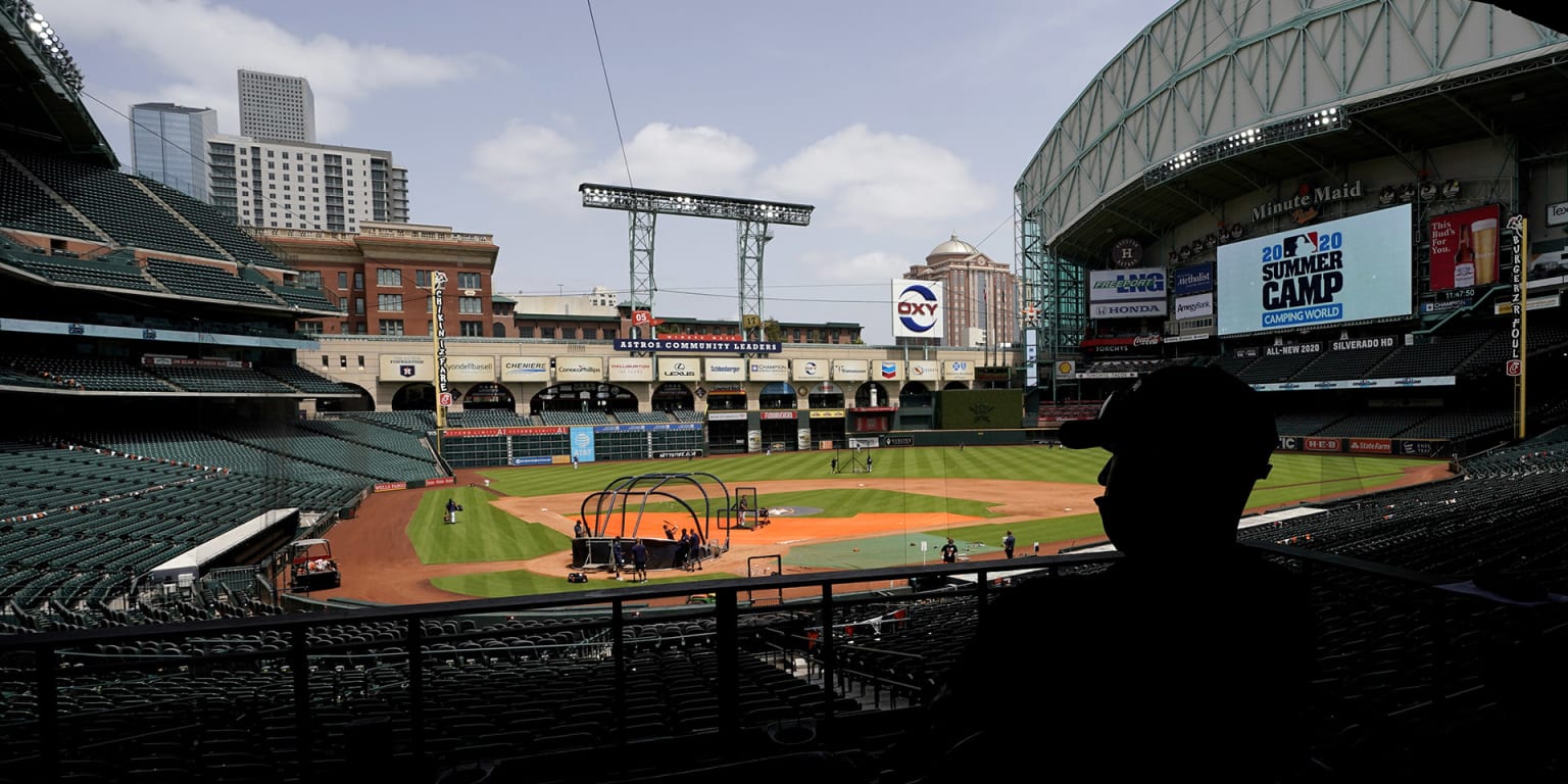 Cardinals-Brewers Game Postponed After St. Louis Records Coronavirus  Positives - The New York Times