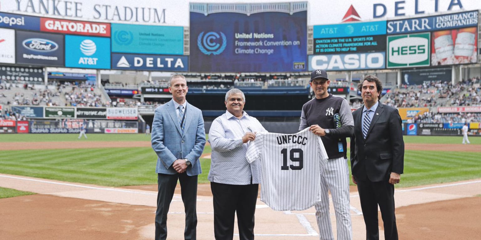 10K SOLD] Personalized New York Yankees city view baseball Jersey