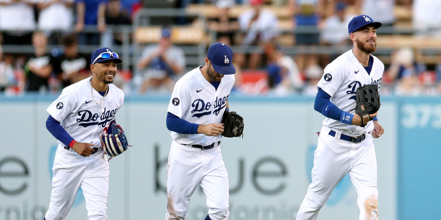 Dodgers Sweep Padres in Penultimate Series of Regular Season