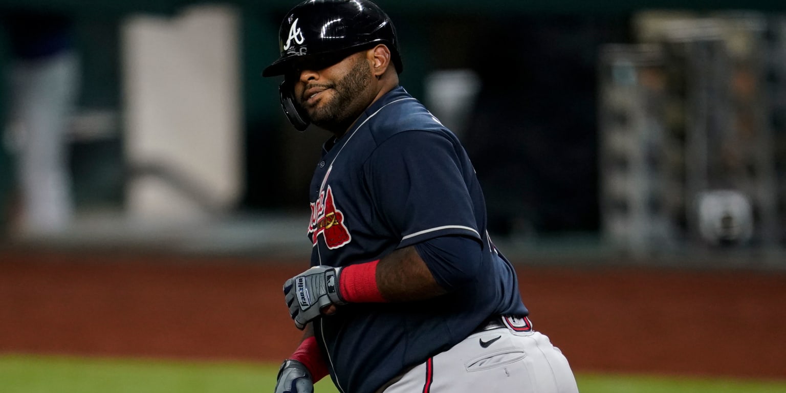 Braves sign veteran Pablo Sandoval to a minor league deal