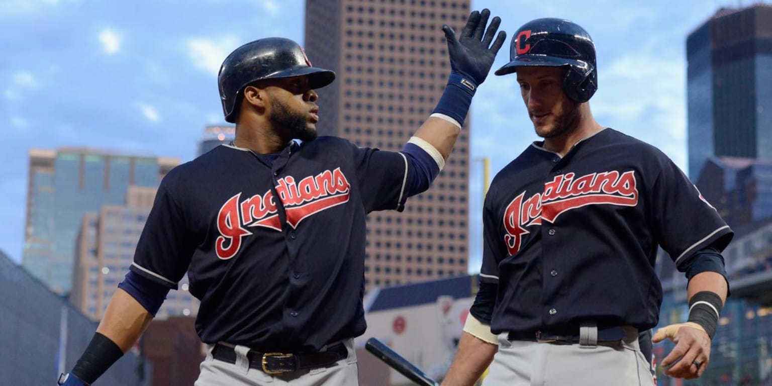 Francisco Lindor, Cleveland Indians belt Los Angeles Angels 