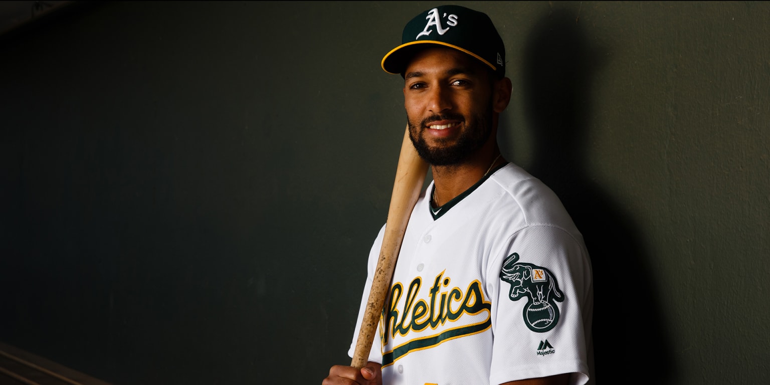 Marcus Semien celebrates the birth of his fourth child amid busy postseason  schedule - “We signed up for it”