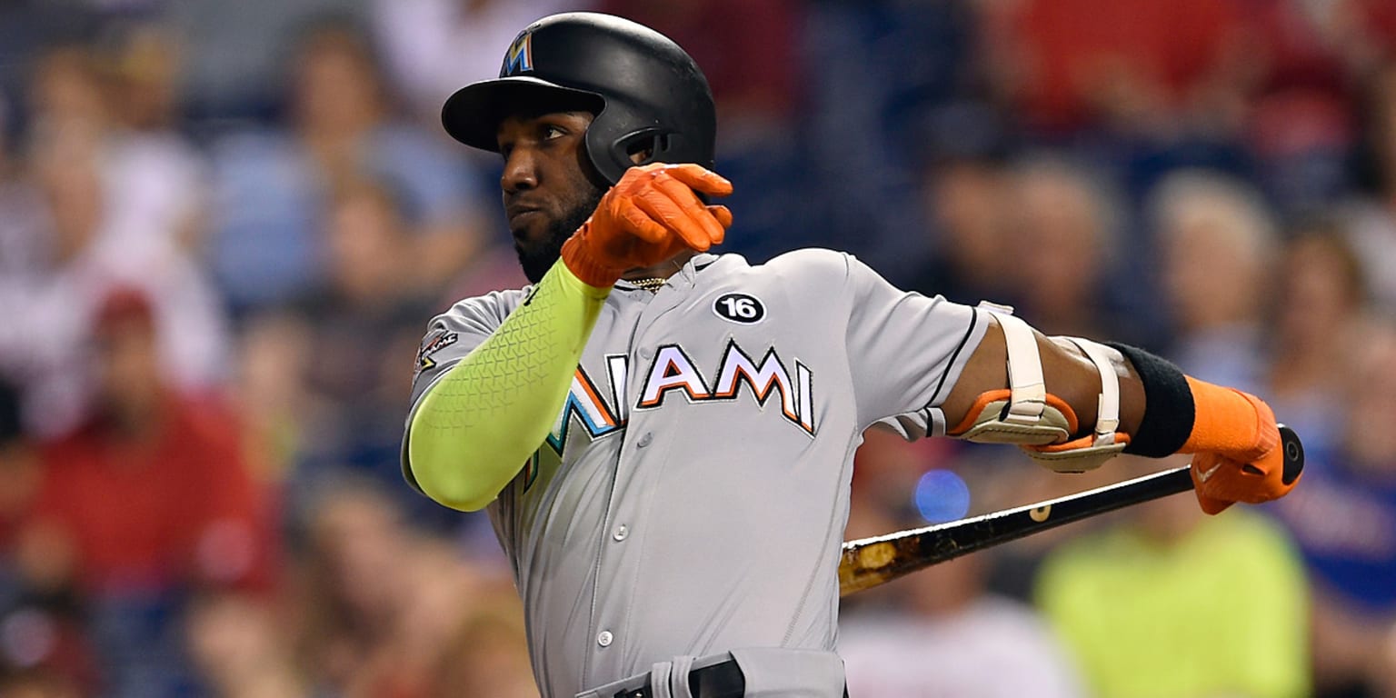 Cardinals acquire Marcell Ozuna from salary-dumping Marlins