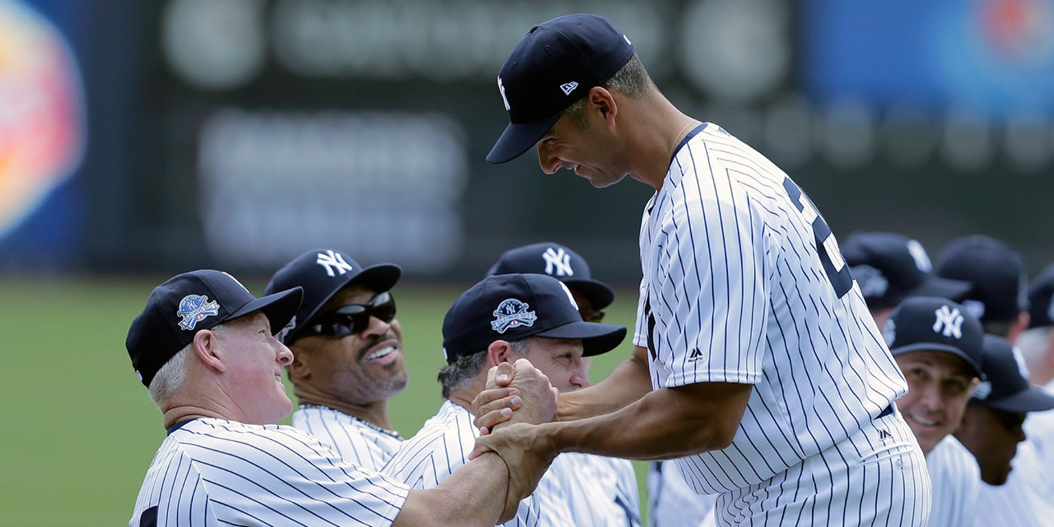 Tino Martinez Tries His Hand At Coaching with the Miami Marlins