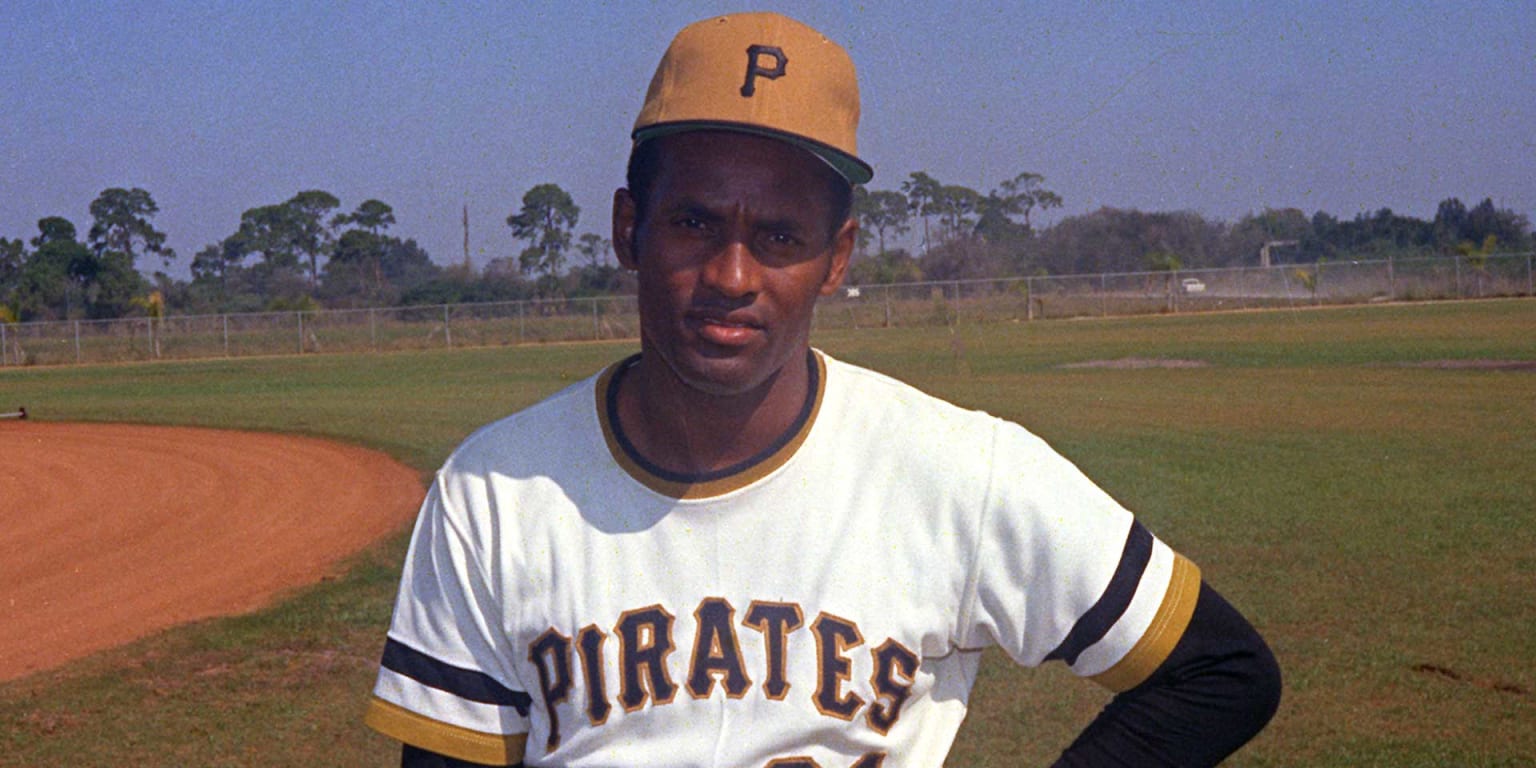 Manny Sanguillen - Pirates  Pittsburgh pirates baseball, Pirates baseball,  Pirates