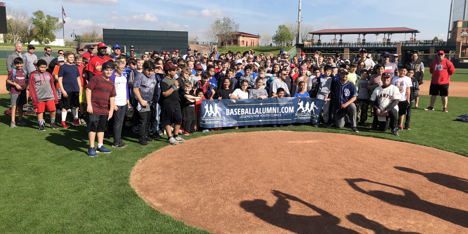 Scottsdale Stadium hosts Legends for Youth