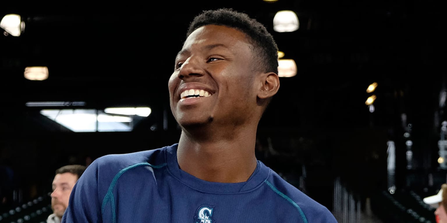 Will Kyle Lewis of the Seattle Mariners ever get his own Jordan shoe?