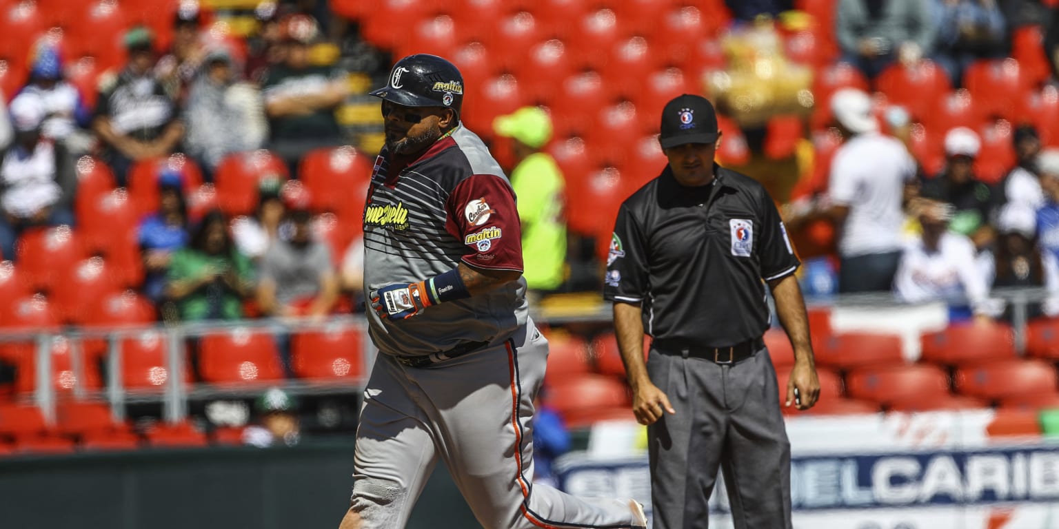 Watch big man Luis Jimenez crush a home run for Venezuela in the