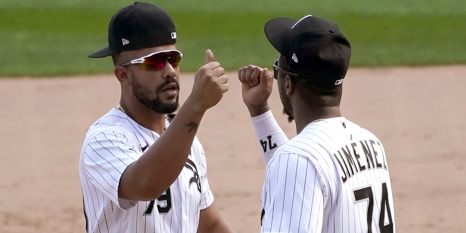 White Sox rookie sensation Mercedes gets burger named after him