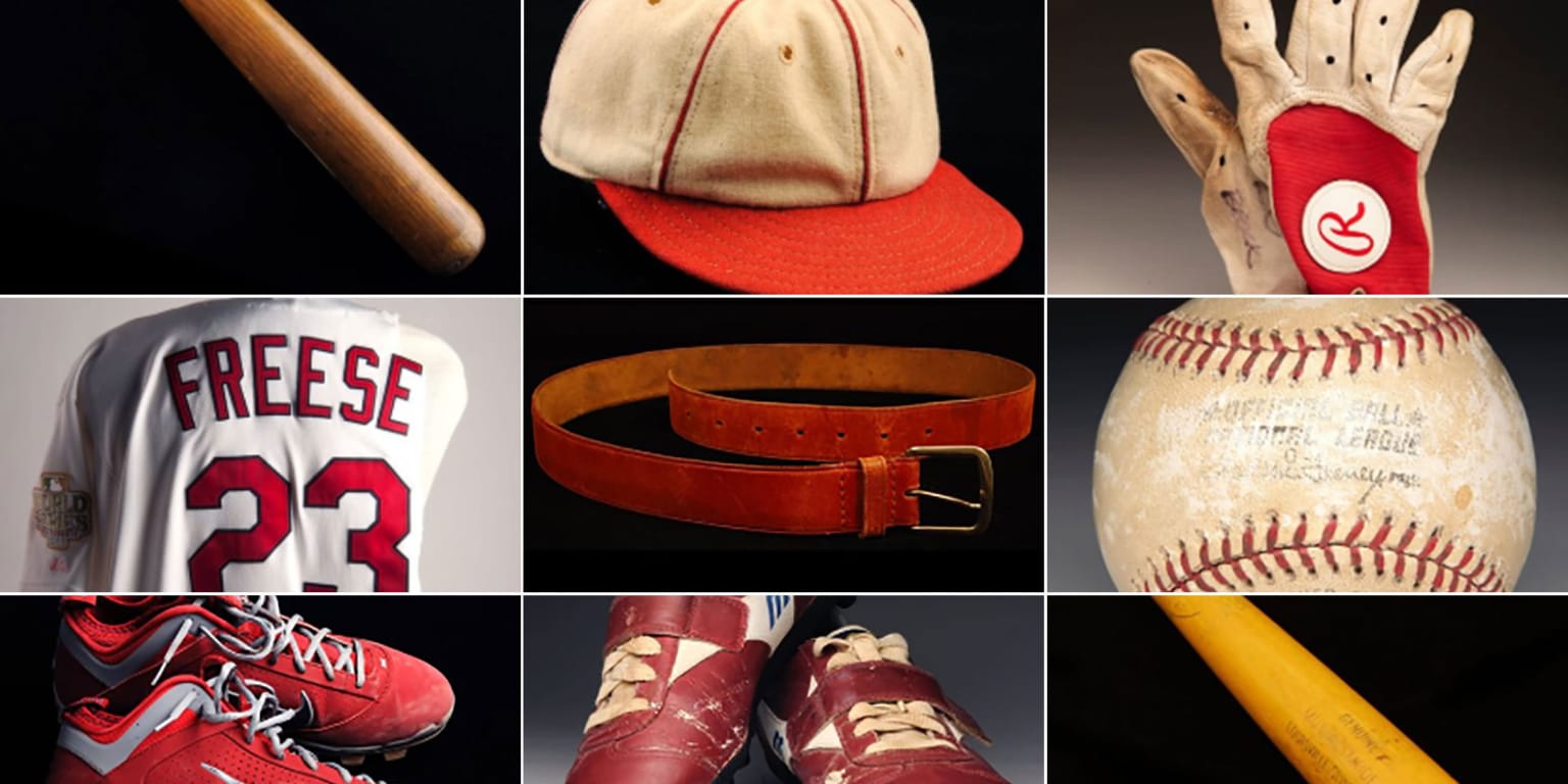 Vintage Baseball MLB St. Louis Cardinals Belt Buckle 1979