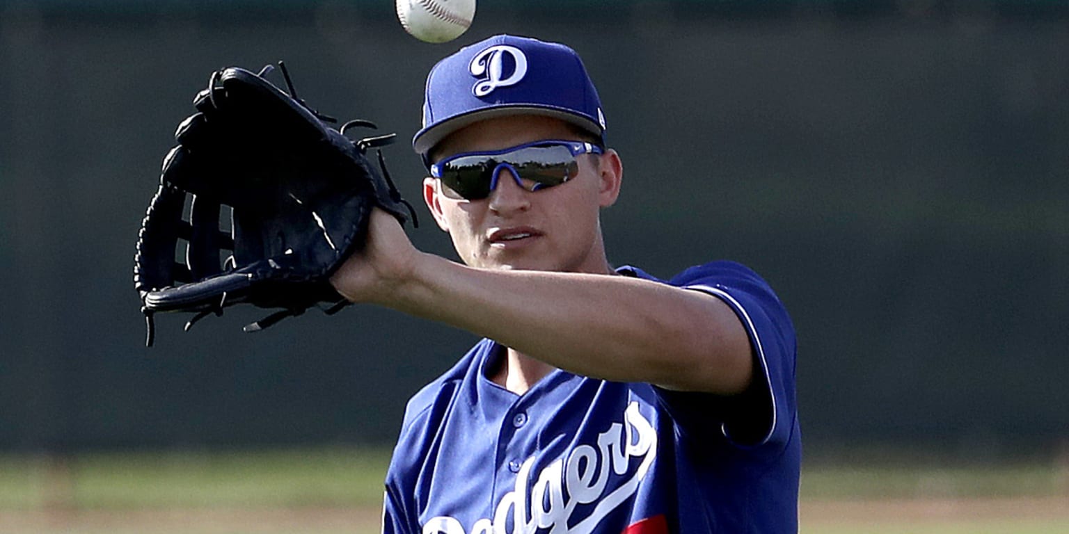 Corey Seager Sidelined By Bruised Right Shin