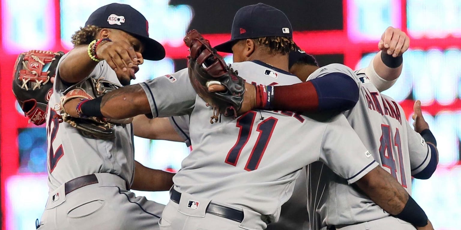 Indians' Jose Ramirez shines with new hairdo