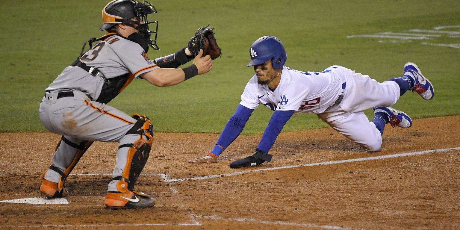 Dodgers rally past Giants on Opening Day