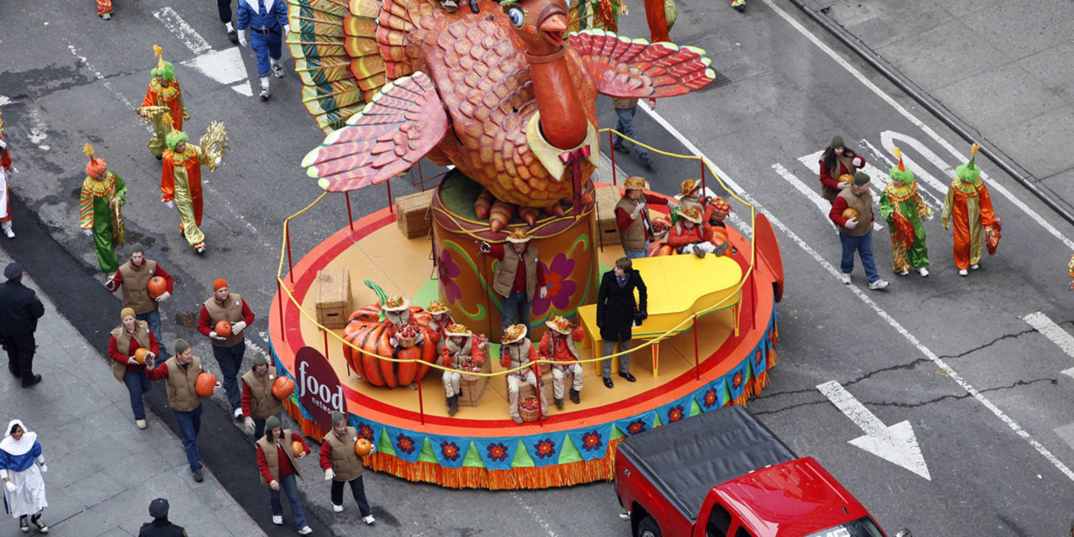 День благодарения в сша. Праздник Thanksgiving Day. Праздник день Благодарения в США. Парады дня Благодарения в Канаде. Праздник Благодарения в Англии.