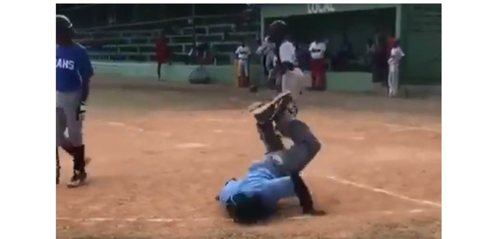 Home-plate umpire emphatically rings up Jose Reyes, realizes it was only  strike two