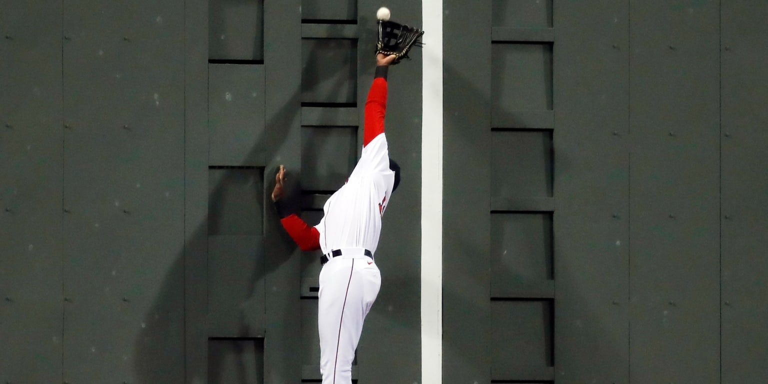 Kevin Cash, Alex Cora Weigh In On Franchy Cordero's Controversial Catch