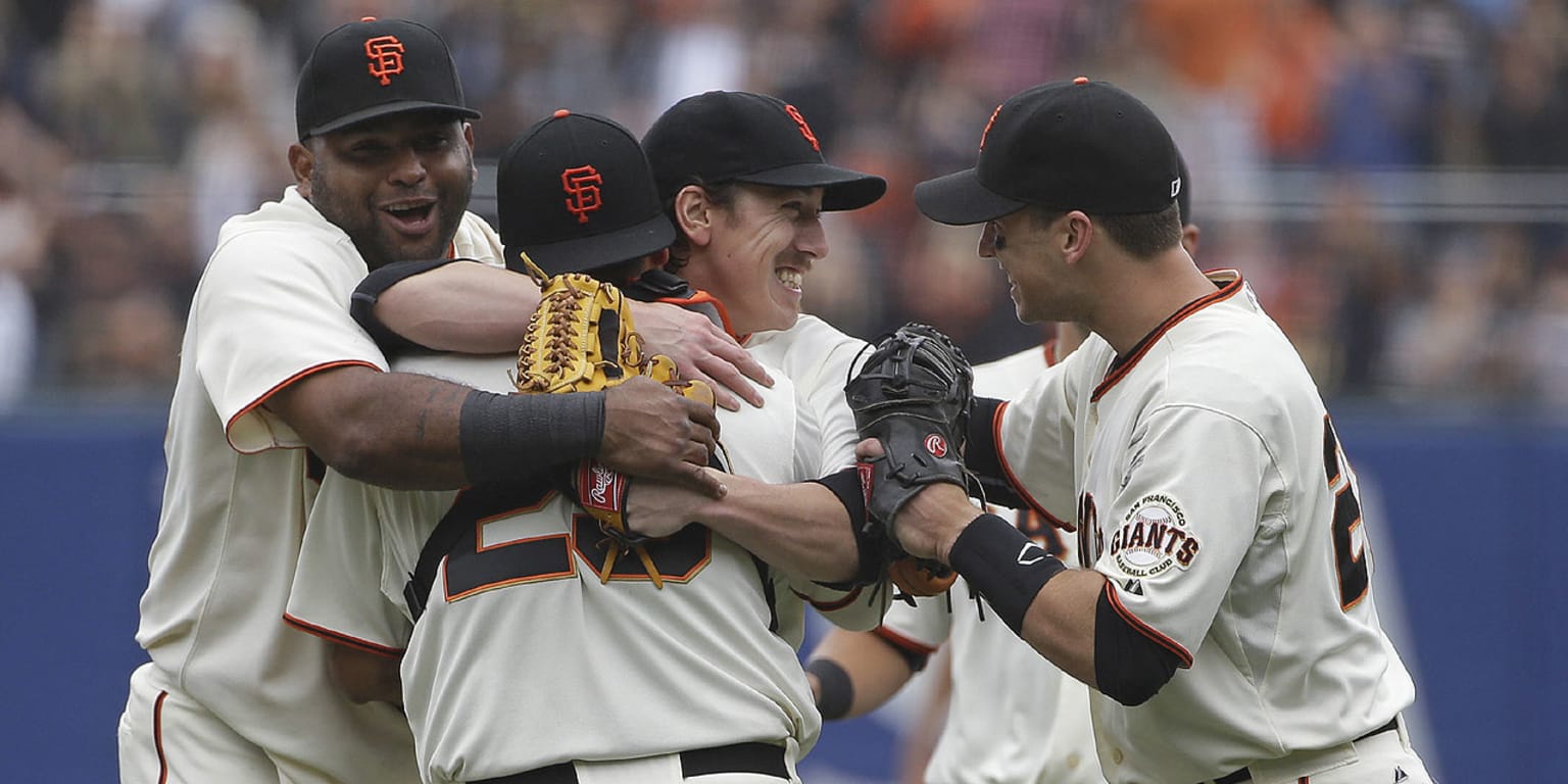 Lincecum in his Fade to Black uniform.