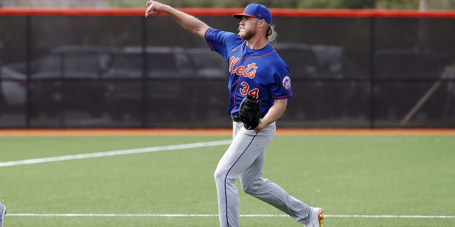 New York Mets outfielder Jason Bay resumes working out at Citi