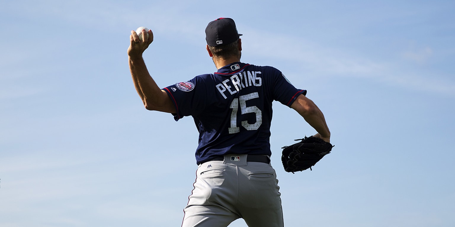 Minnesota Twins: Glen Perkins Has Shoulder Surgery