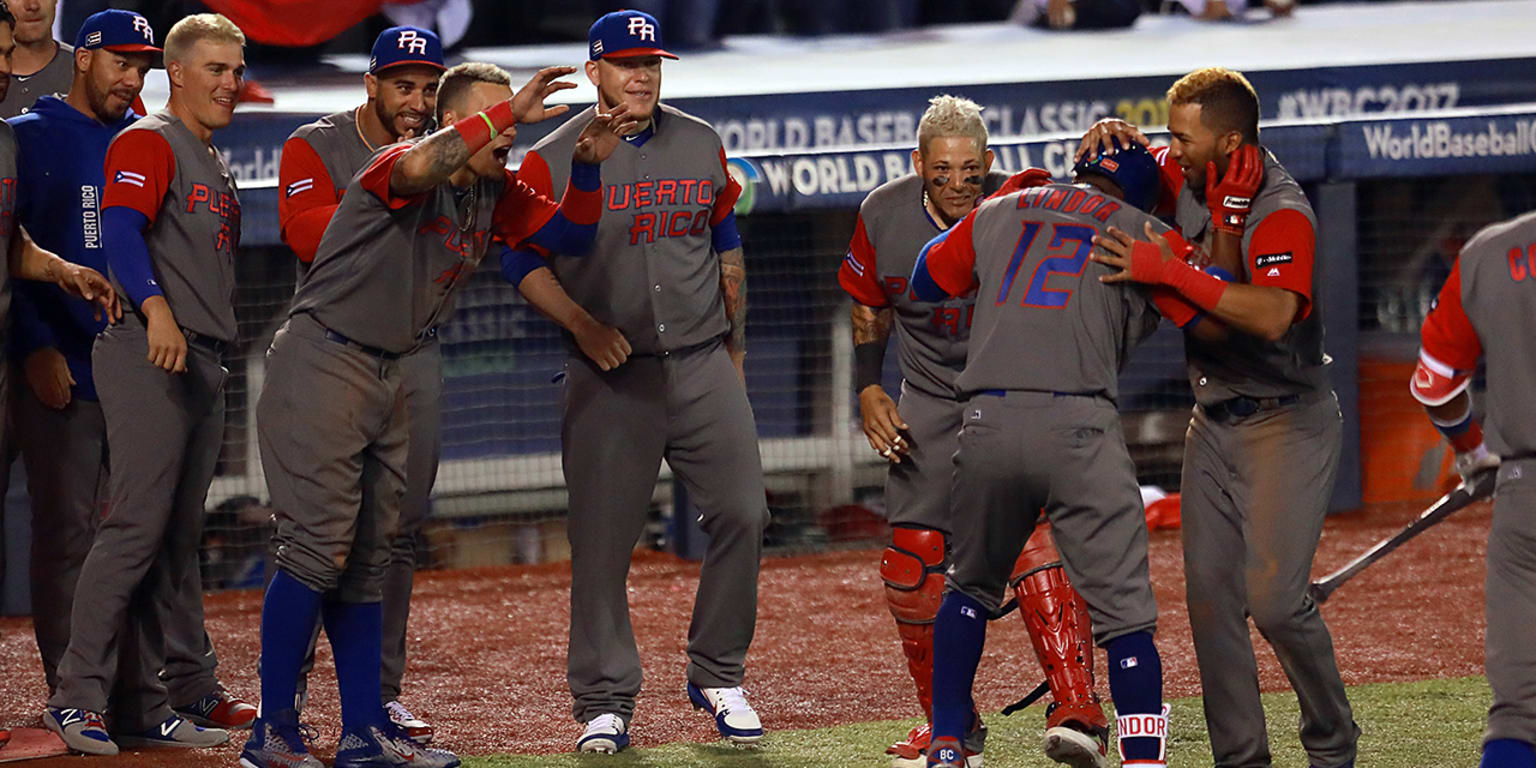 Francisco Lindor helps Puerto Rico beat Mexico