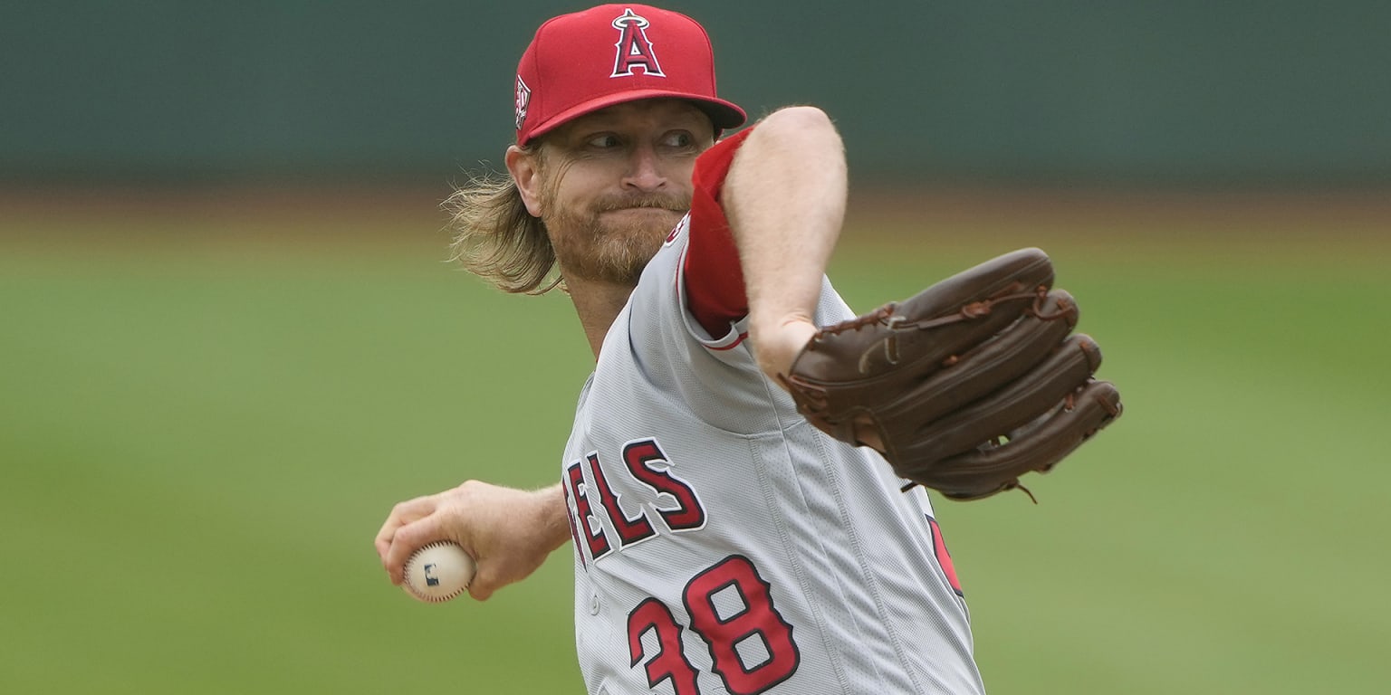 Alex Cobb throws seven shutout innings in win over Athletics