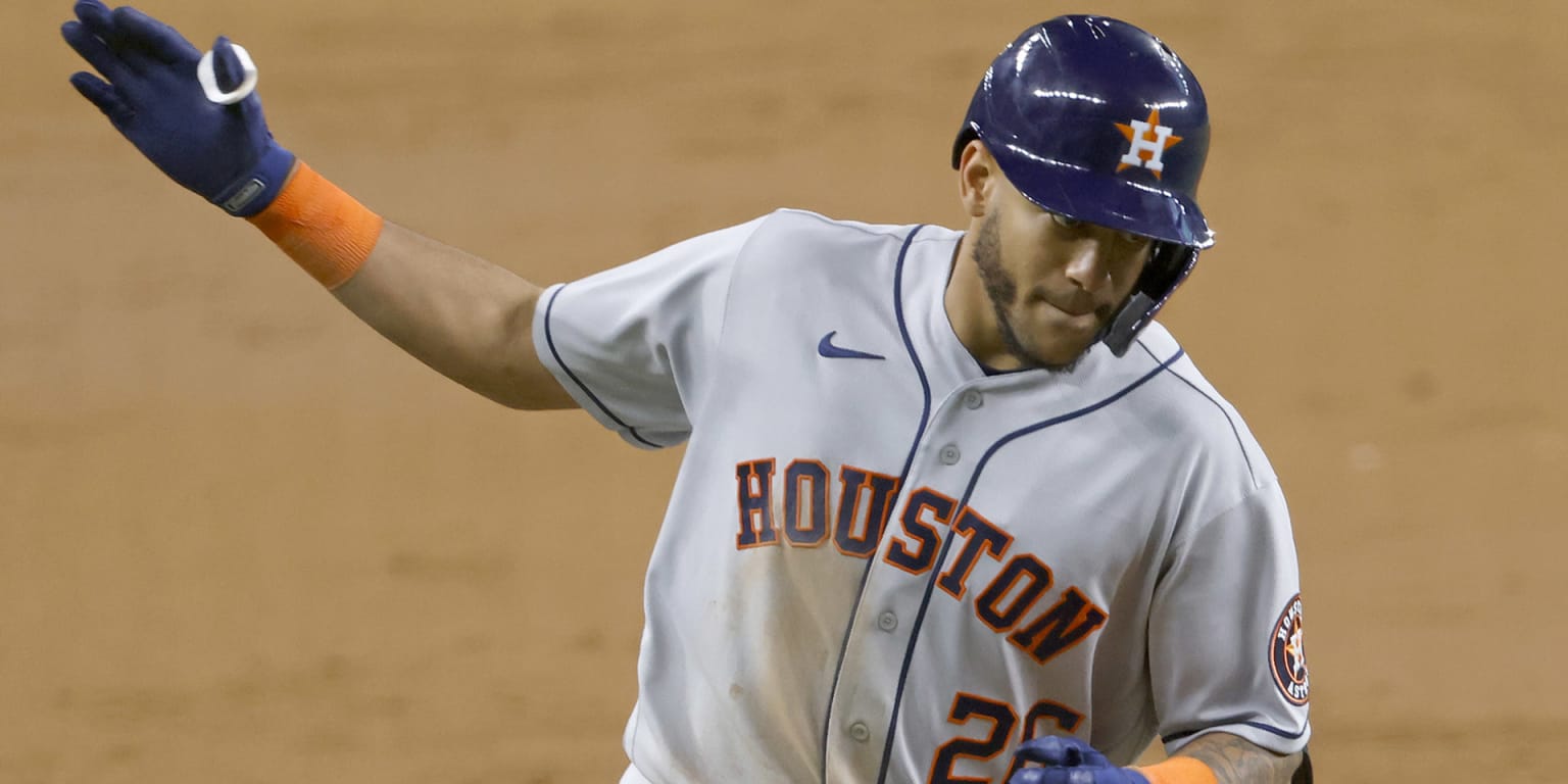 Jose Siri forces the action with his speed in Astros' Game 2 win