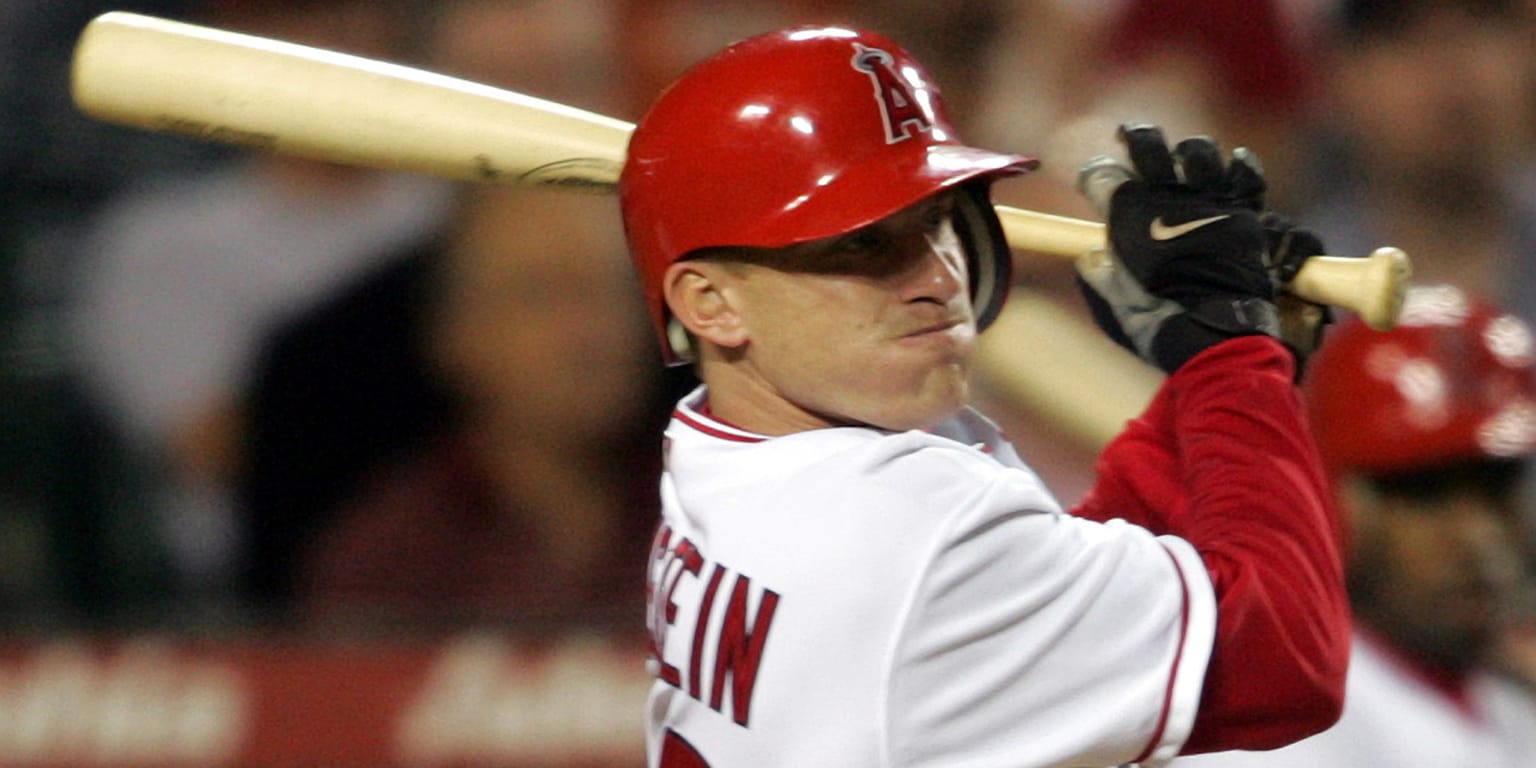 David Eckstein arrives at Angels' camp