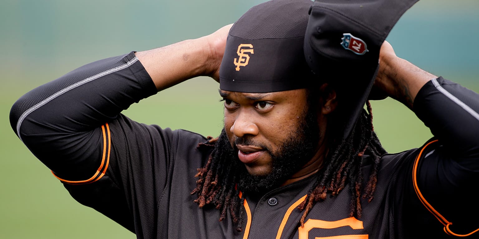 Giants’ Johnny Cueto to face former Reds team