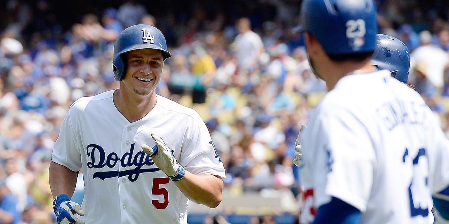 World Series: Corey Seager Sets Record For Most Home Runs By A Shortstop In  A Single Postseason - CBS Los Angeles