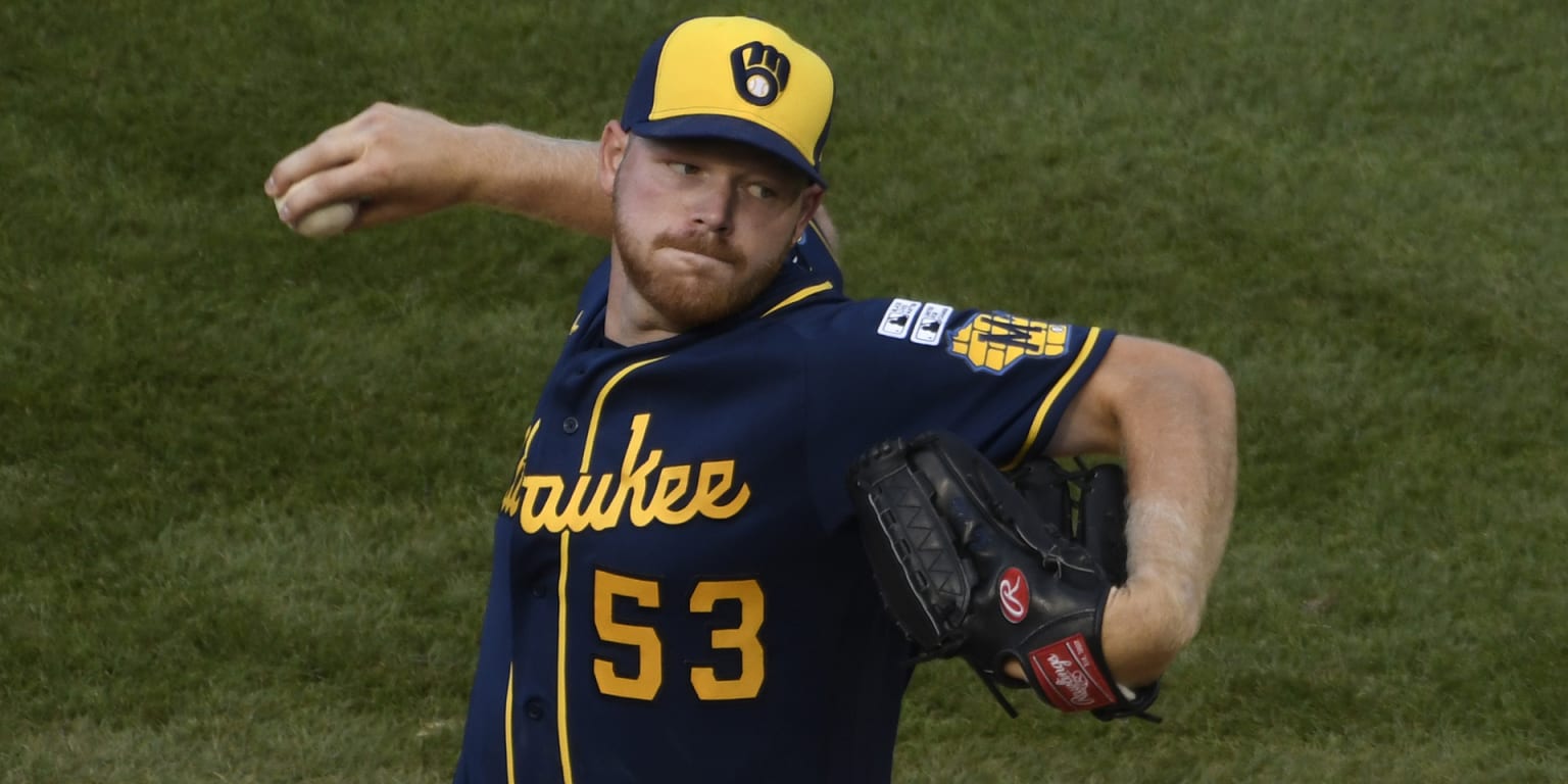 Brewers pitchers look strong in Opening Day loss ...