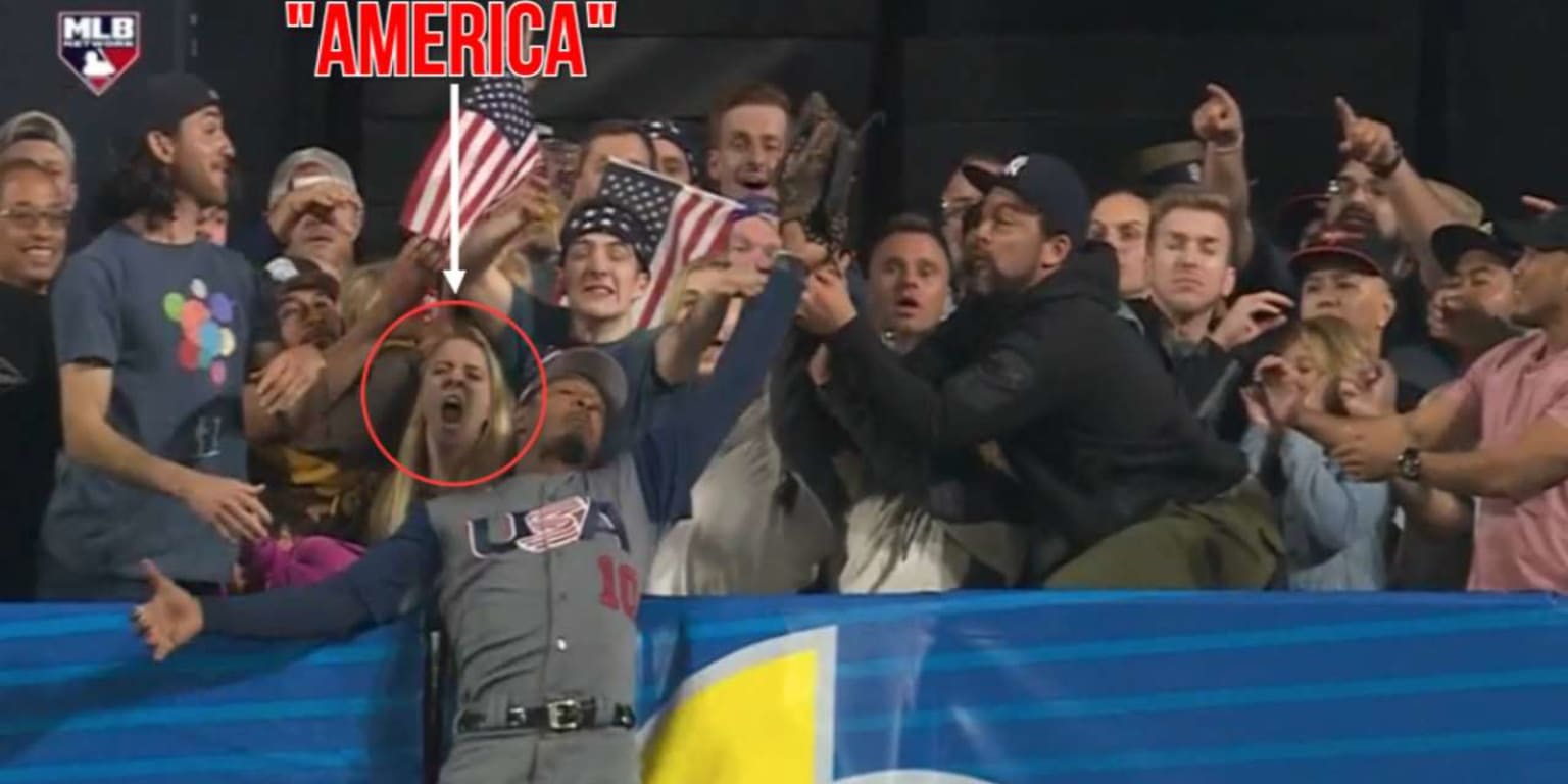 This photo of Adam Jones' heroic World Baseball Classic catch