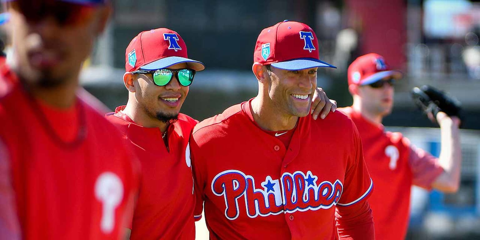 phillies red uniforms
