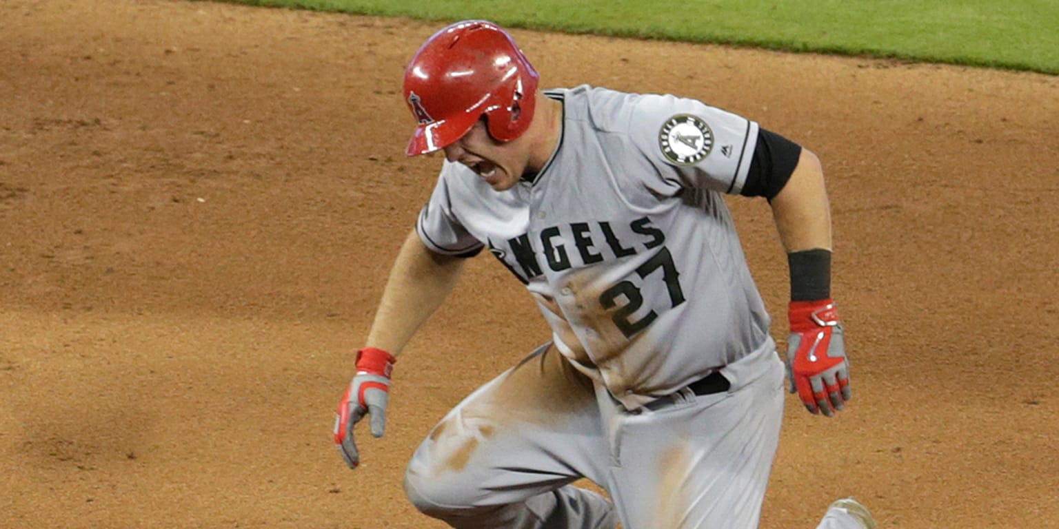 Angels' Mike Trout out 6-8 weeks with thumb injury - MLB Daily Dish