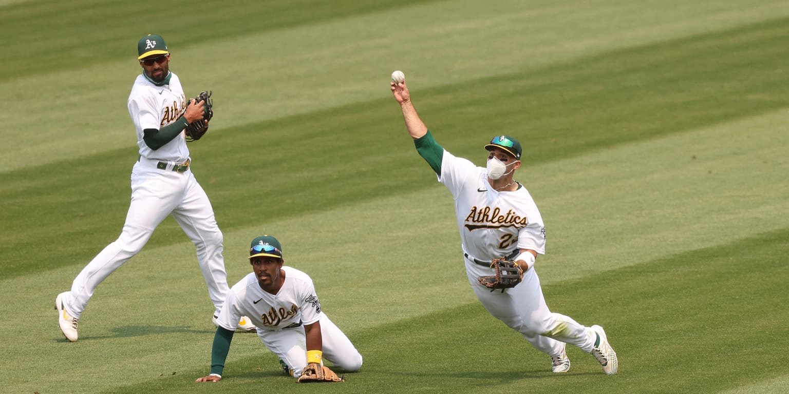 Ramon Laureano rare fielder's choice putout from center