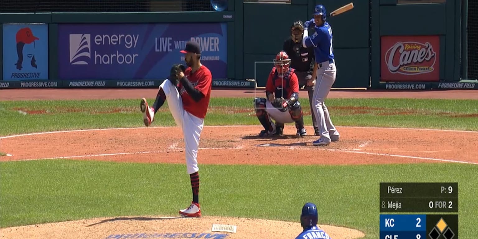 Oliver Pérez sets MLB record