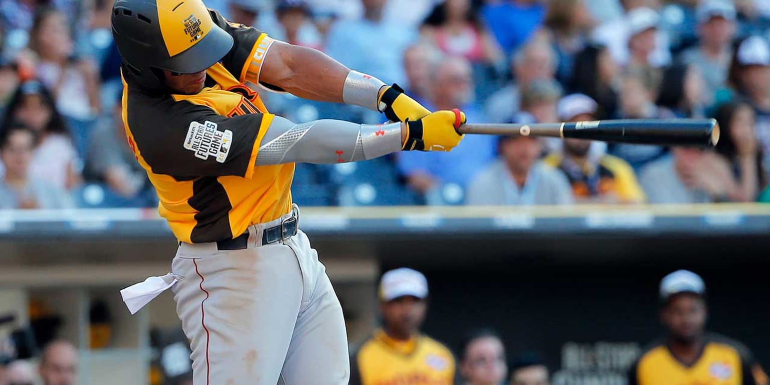 Red Sox top prospect Yoan Moncada 'surprised' with promotion