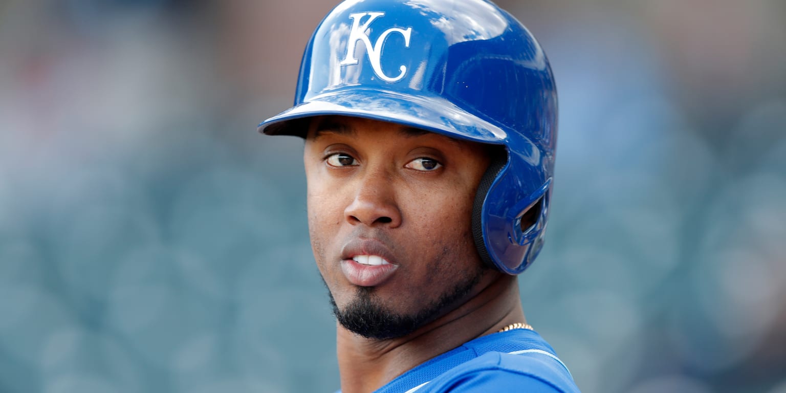 Royals’ Alcides Escobar wants to walk more