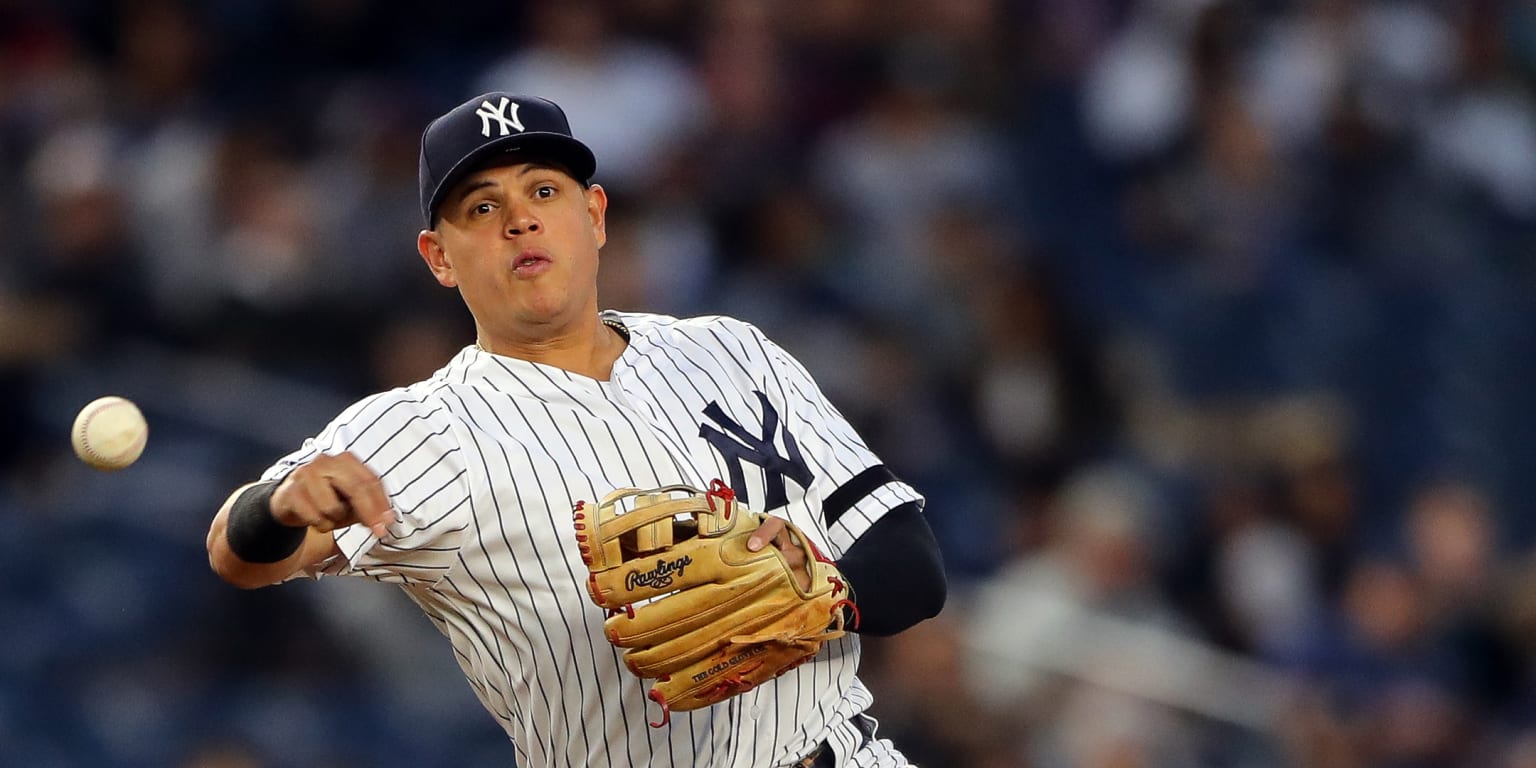 Yankees' Gio Urshela out three months after elbow surgery